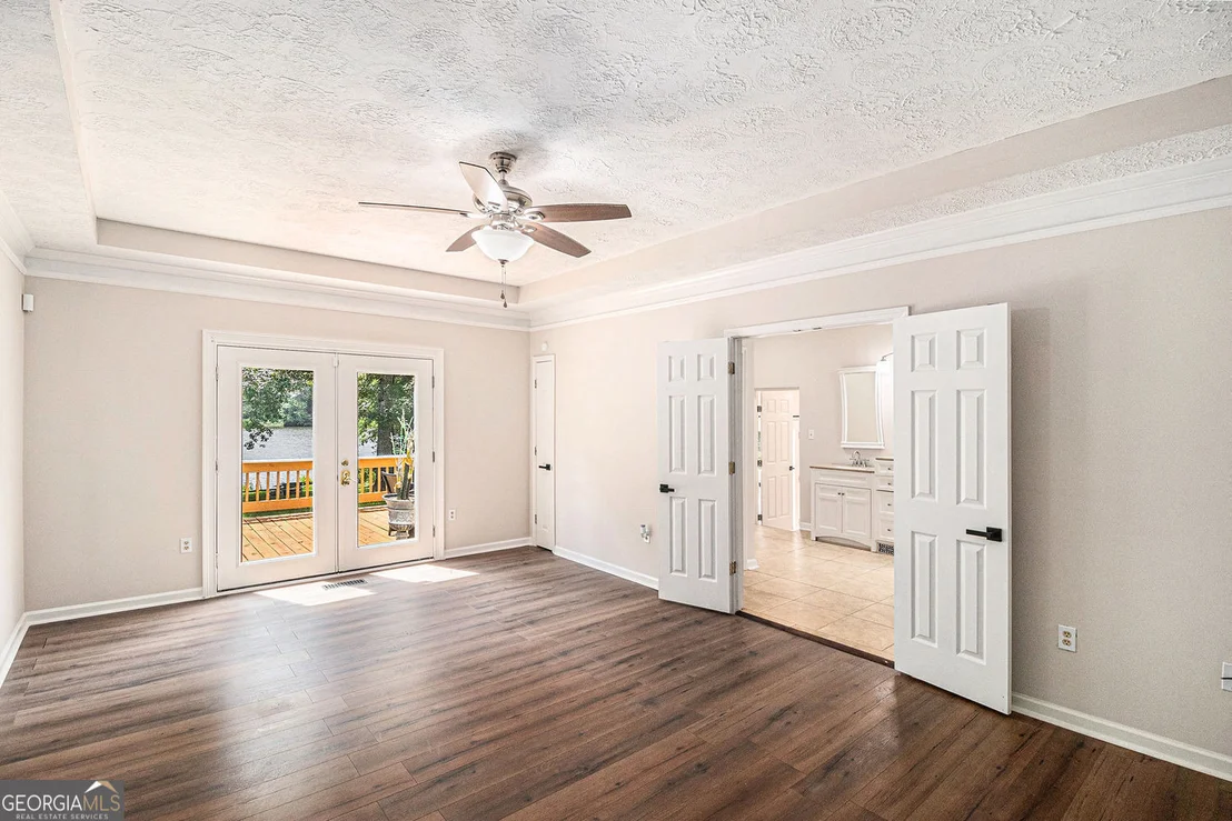 Photo of 96 Pointe View Court