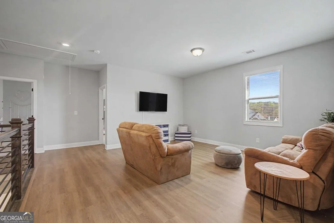 Photo of 3908 Meadowland Drive