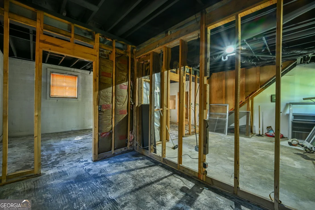 Photo of 641 Oak Drive NW