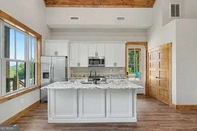 Photo of 60 Oak Forest Circle