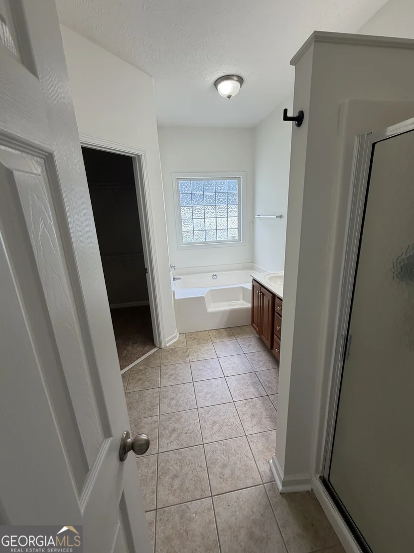 Photo of 105 Creekside Drive