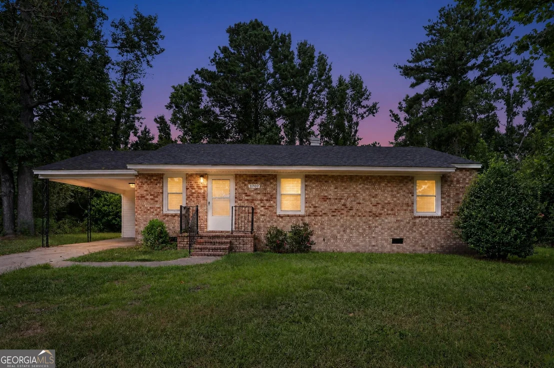 Photo of 1707 Macintosh Terrace