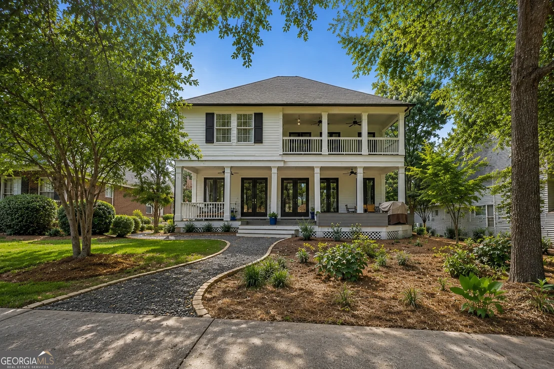 Photo of 845 Commons Park