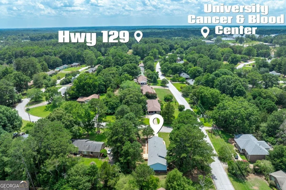 Photo of 300 Fairway Drive