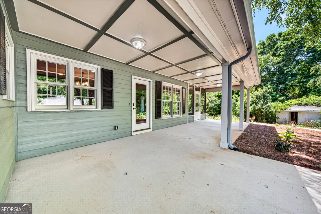 Photo of 1070 Cannon Bridge Road