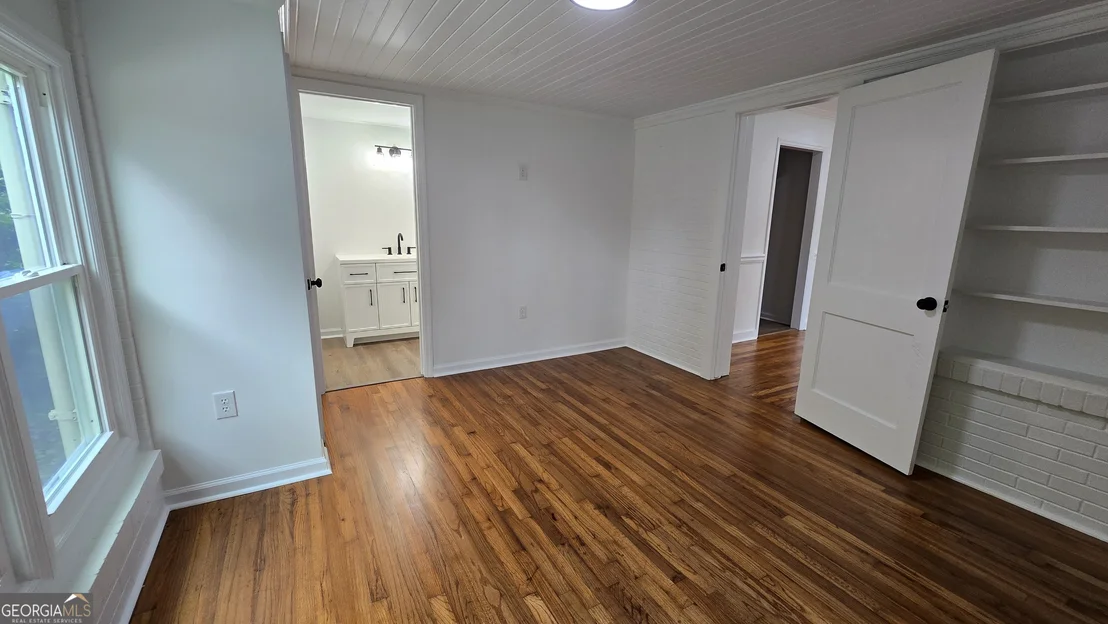 Photo of 2192 General Winship Drive