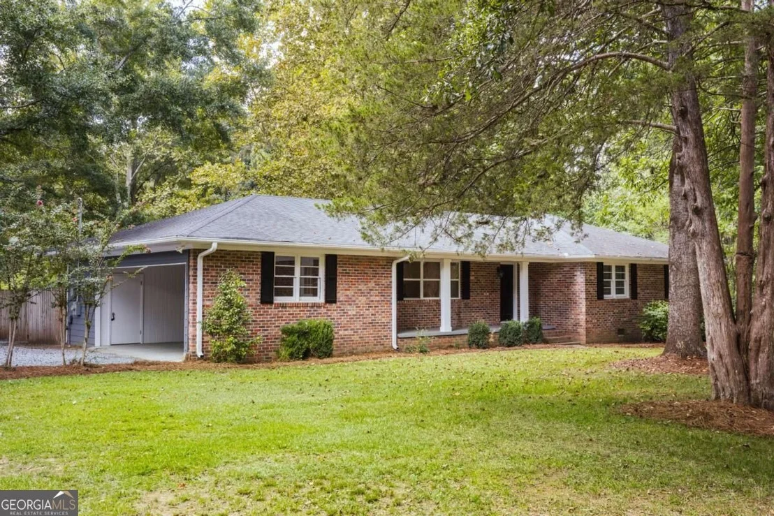 Photo of 1186 ROBERT HARDEMAN Road