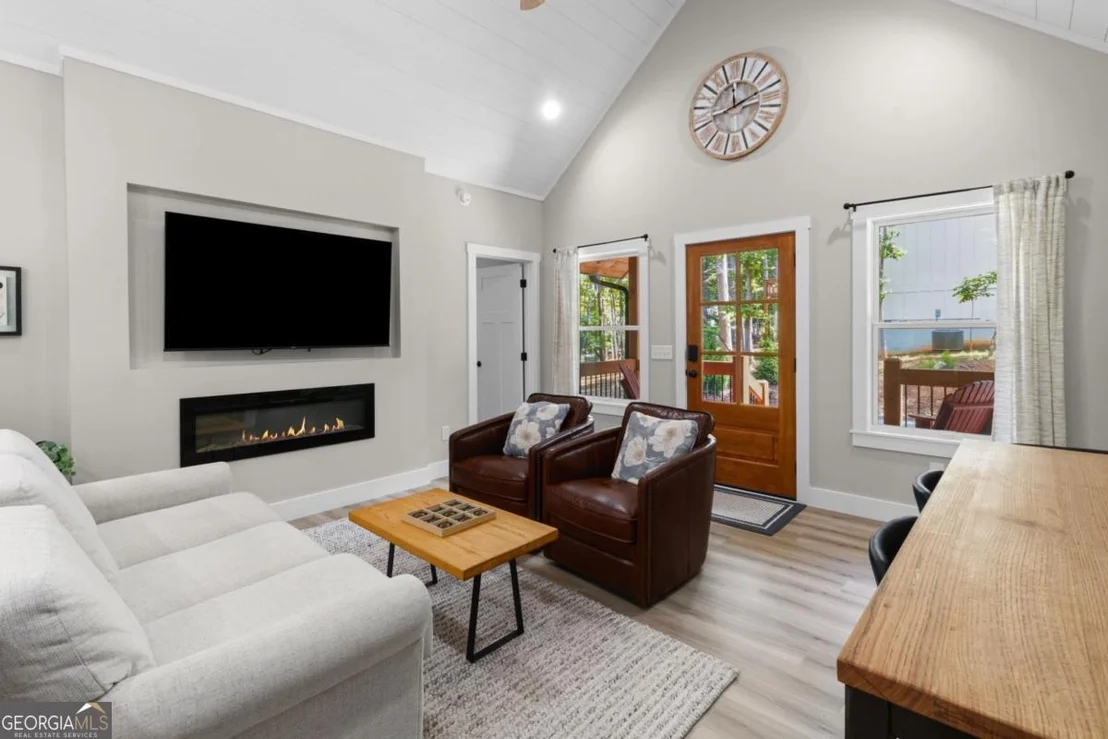 Photo of 1100 Zenith Trail