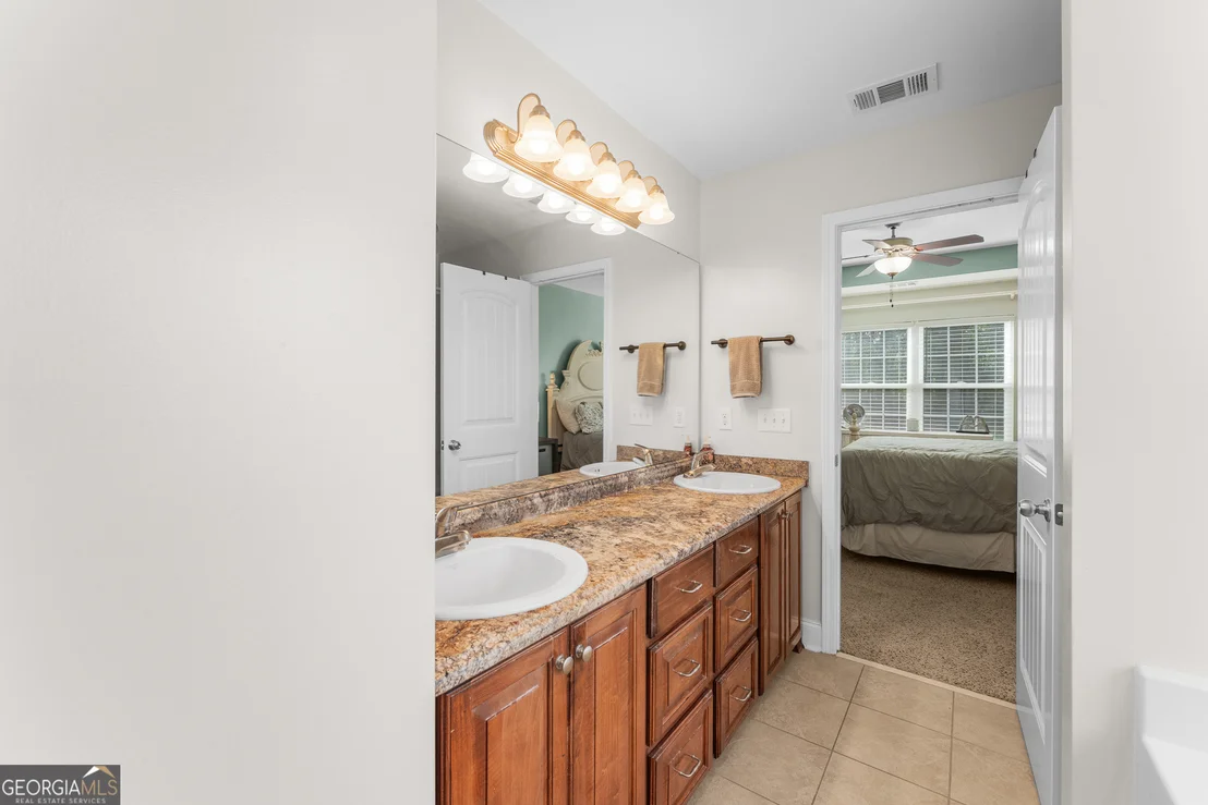 Photo of 40 Abigail Circle