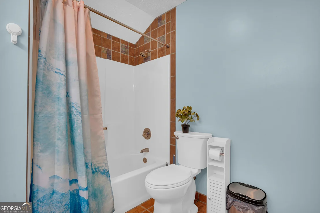 Photo of 415 Ivory Drive