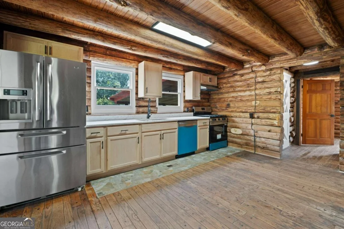 Photo of 2059 Cave Spring Road