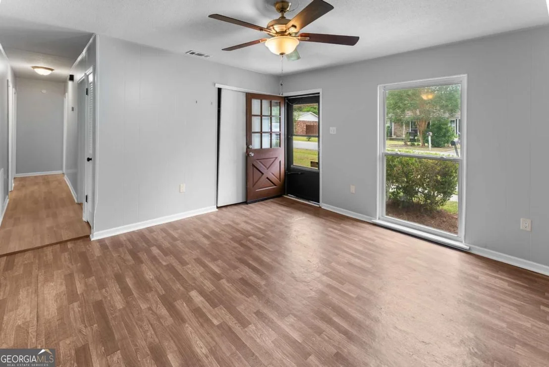 Photo of 320 W Whatley Street