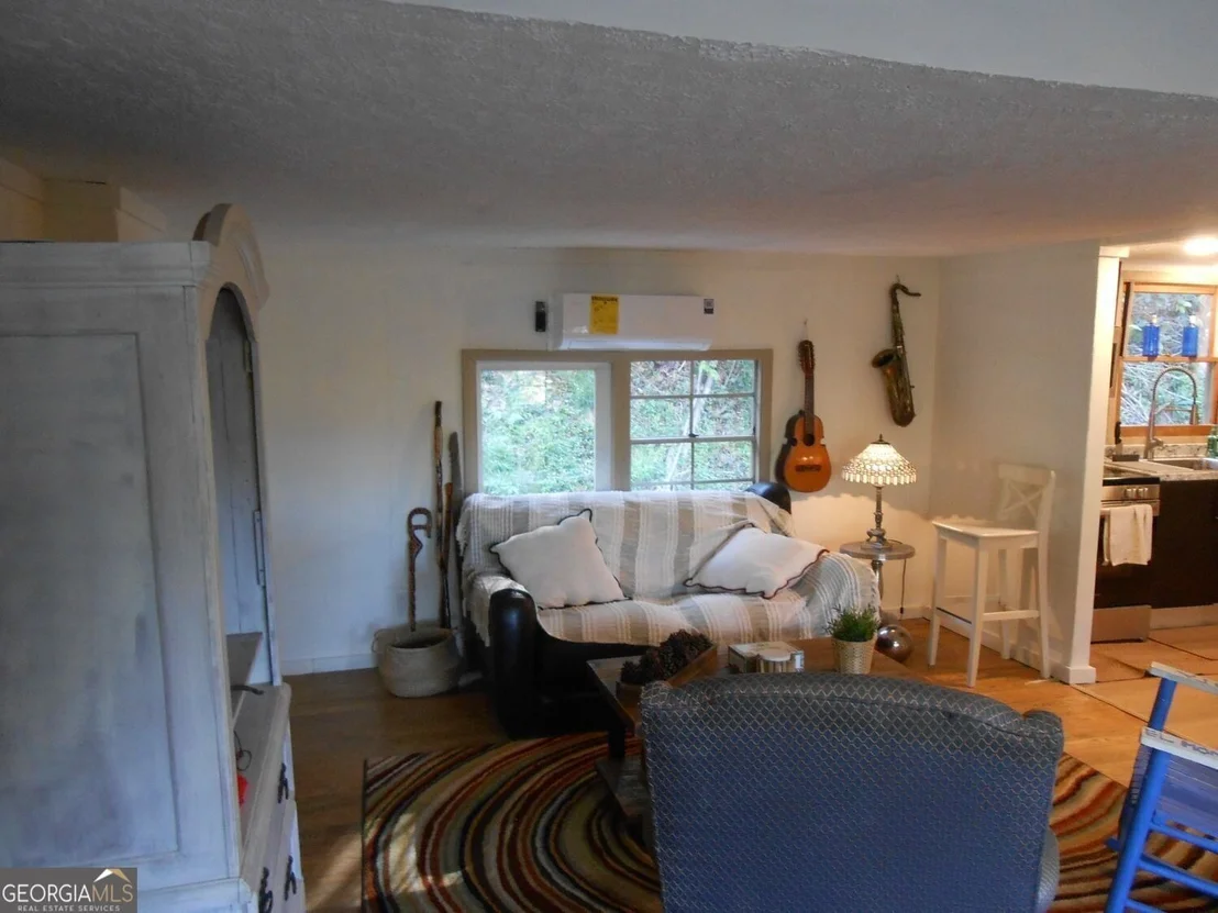 Photo of 136 Bowie Lane