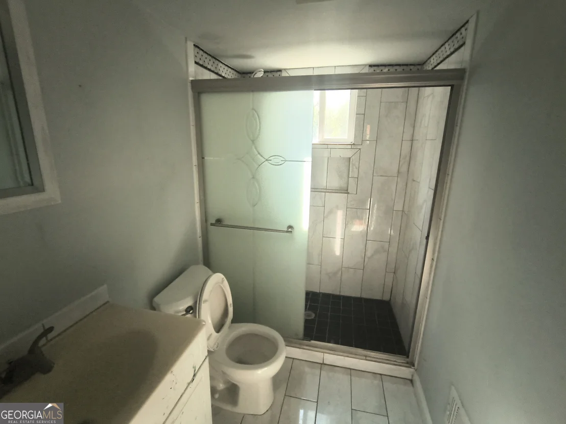 Photo of 363 River Road