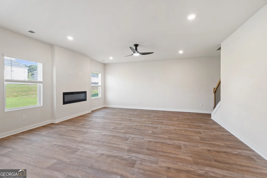 Photo of 203 Crabapple Road