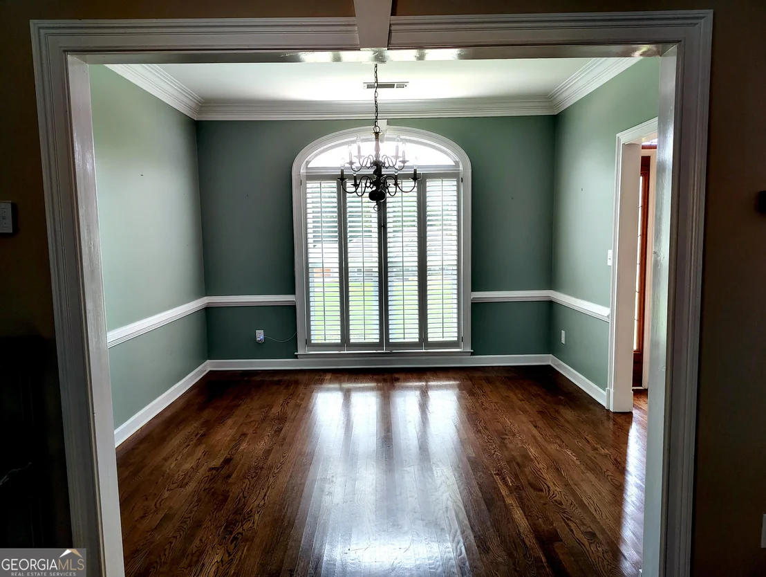 Photo of 118 Crescent Drive