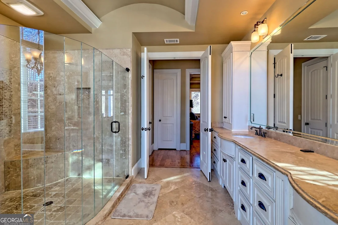 Photo of 689 Waterfall Drive