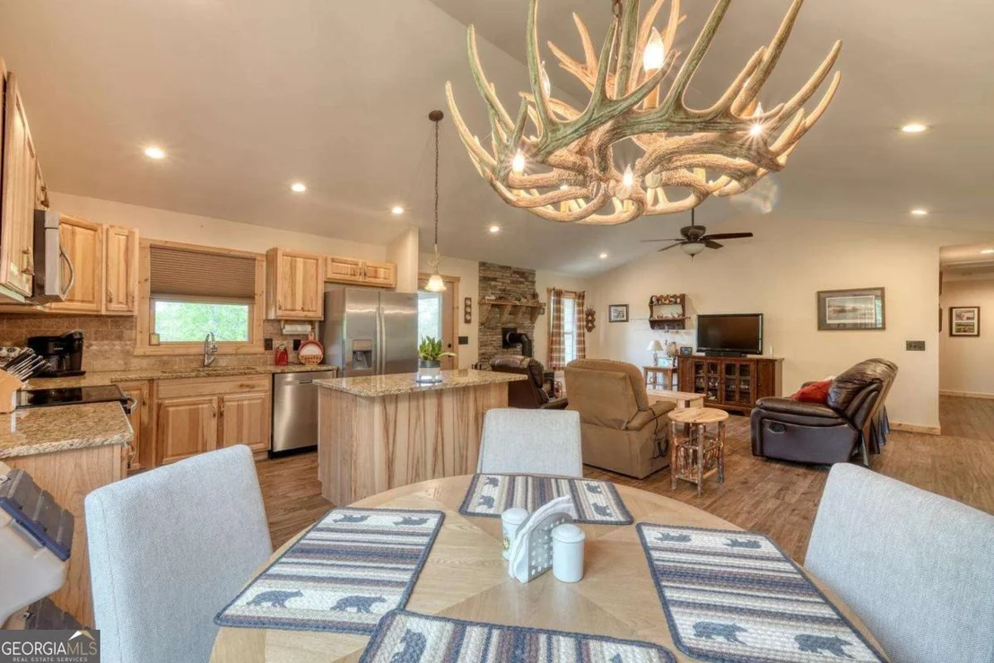 Photo of 366 Upper Fox Trail
