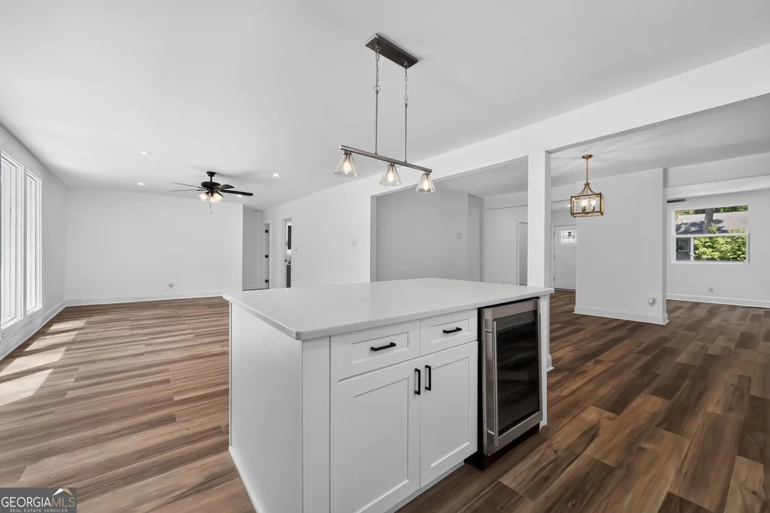 Photo of 562 Marjorie Place