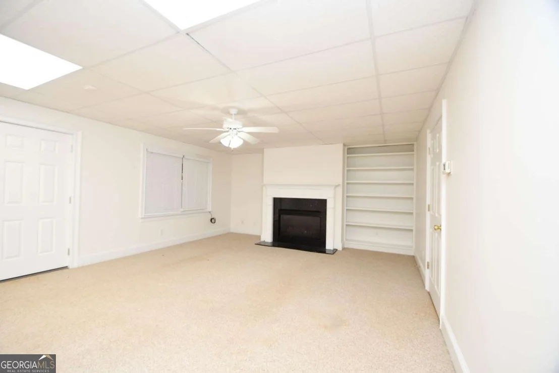 Photo of 218 Thornhill Drive