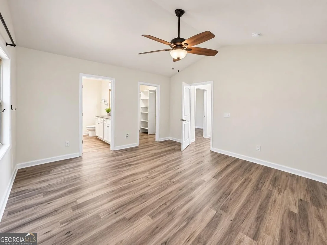 Photo of 6 Easy Street