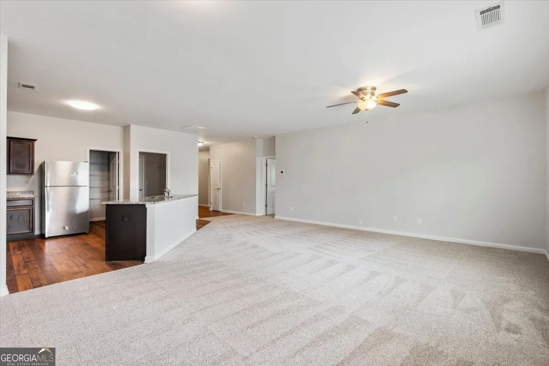 Photo of 703 Independence Avenue