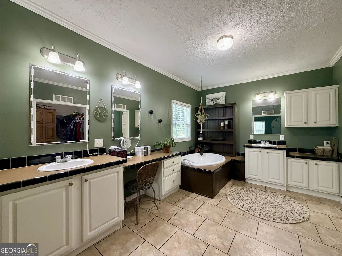 Photo of 816 Matts Lane