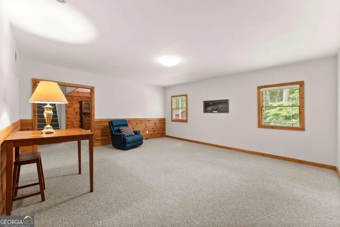 Photo of 2405 Brooks Road