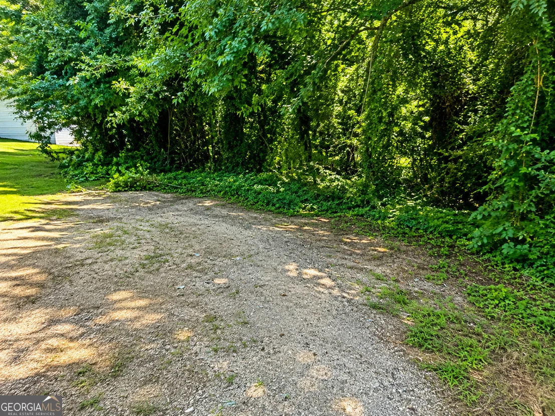 Photo of 1399 Mize Road
