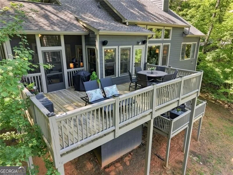 Photo of 1458 Valley View Drive