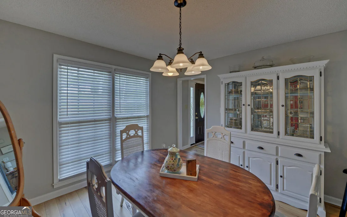 Photo of 62 Crawford Manor Drive