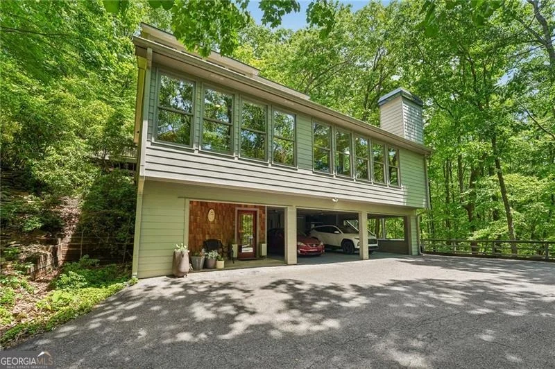 Photo of 238 Windflower Drive
