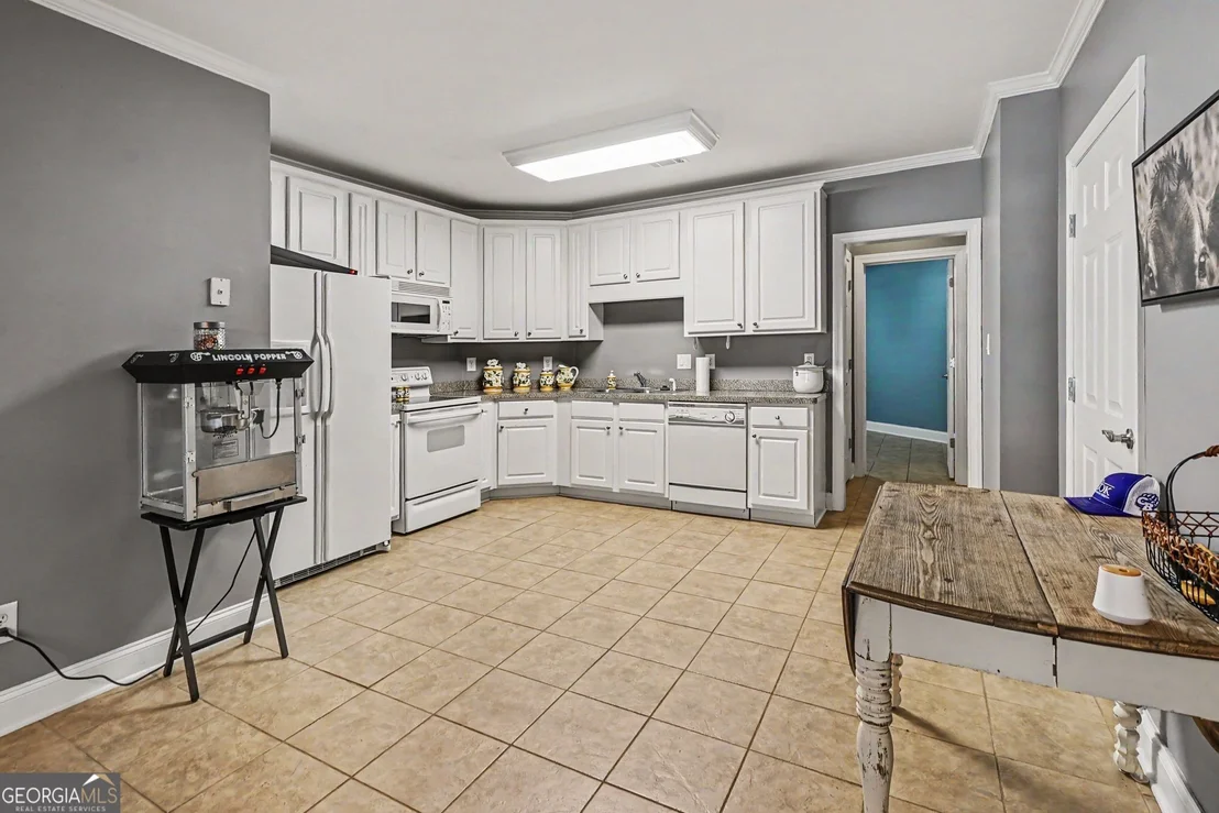 Photo of 385 Primrose Lane