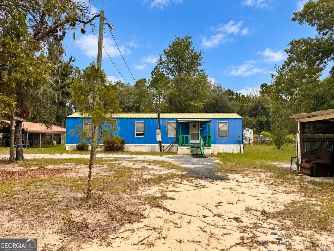 Photo of 6979 Oak Ridge Circle