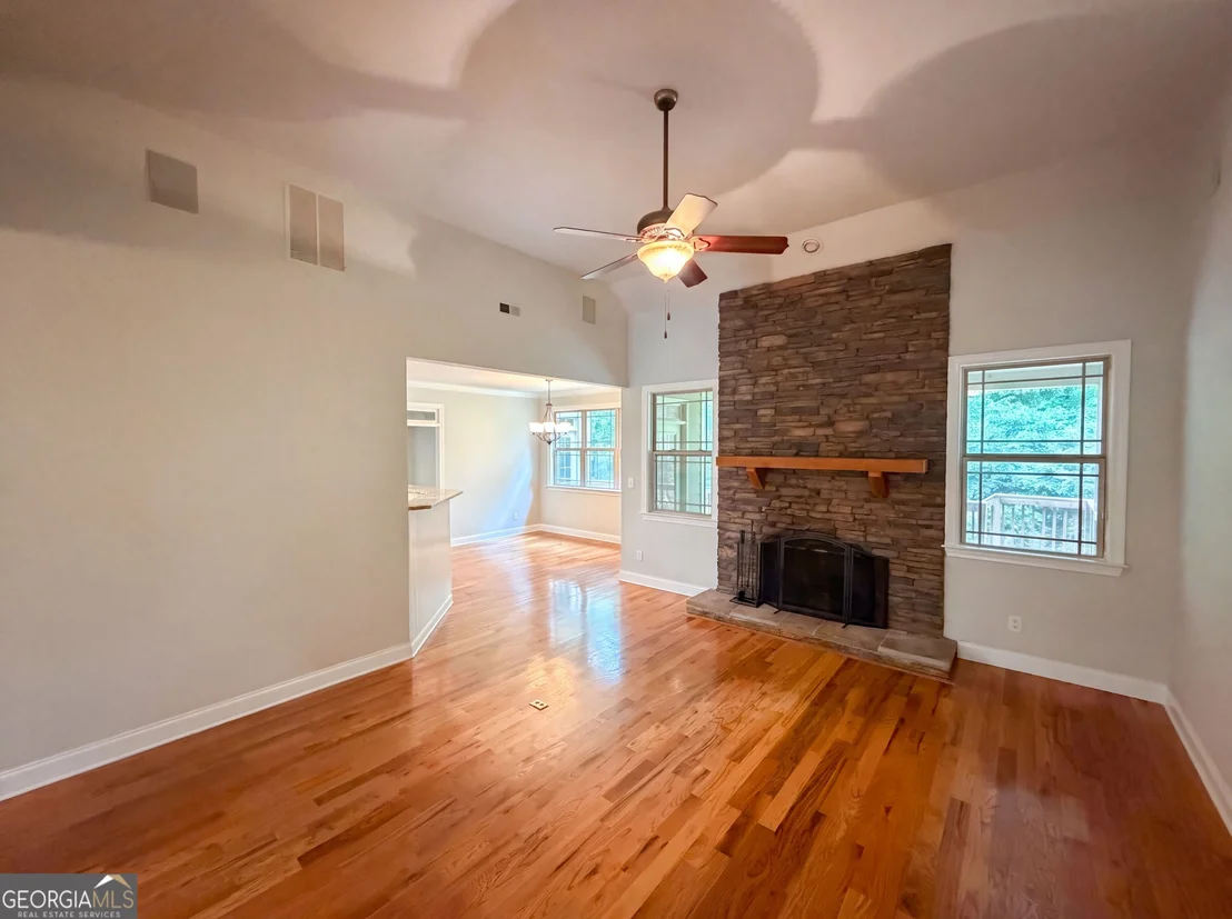 Photo of 212 Westwind Drive