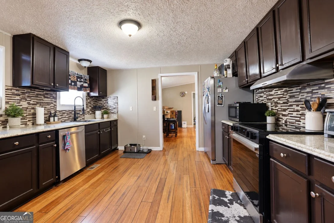 Photo of 383 Jones Road