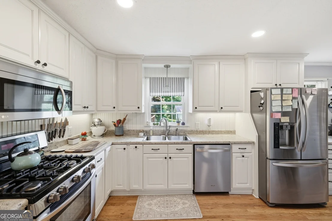 Photo of 125 Windsor Drive