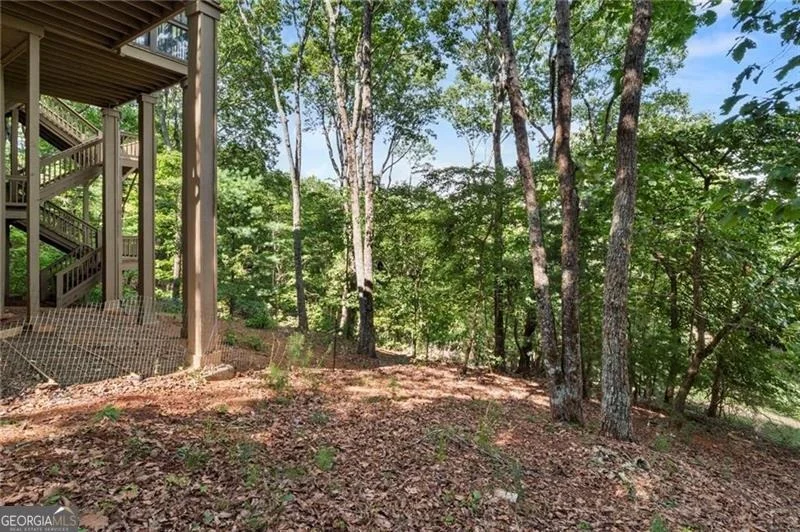 Photo of 861 Summit Drive