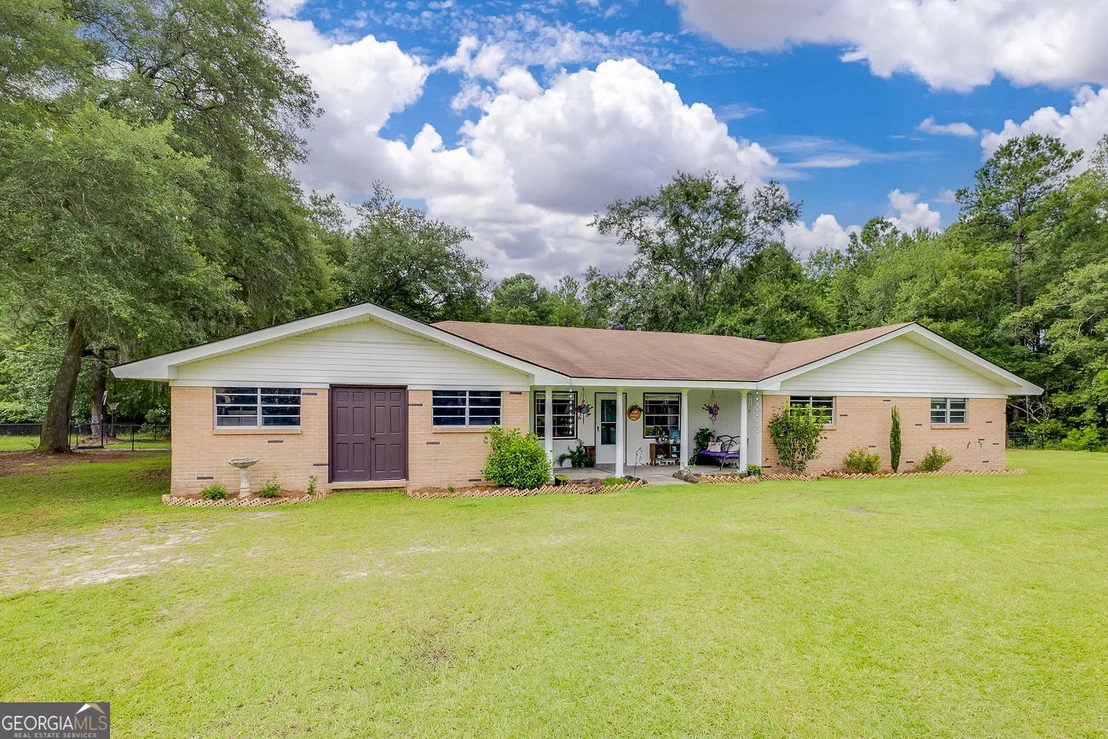 Photo of 1325 Pine Barren Road
