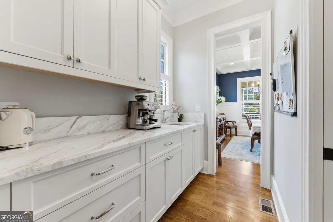 Photo of 1205 Oldfield Road