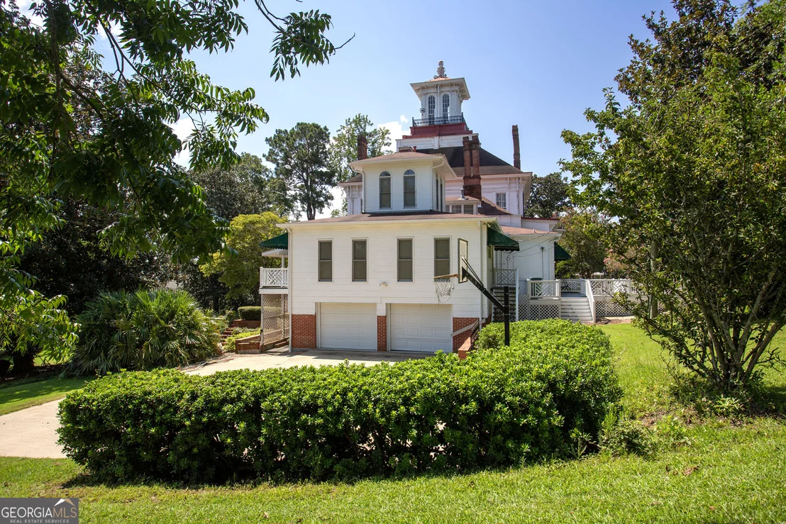 Photo of 534 W WEST BROAD Street