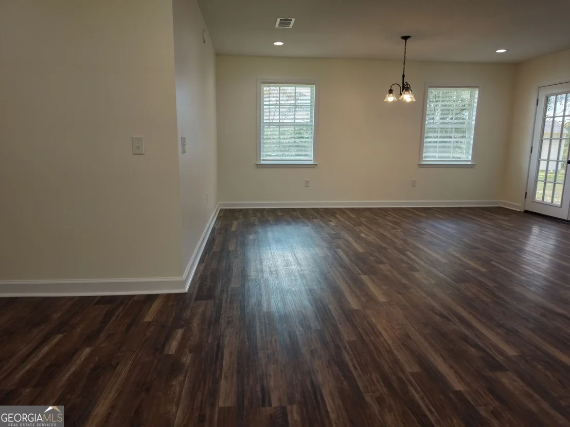 Photo of 3848 Hatch Parkway N