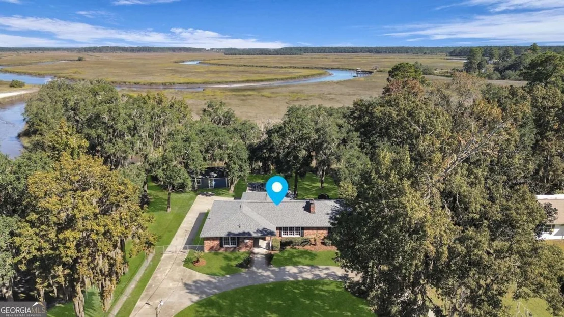 Photo of 1613 Lake Drive
