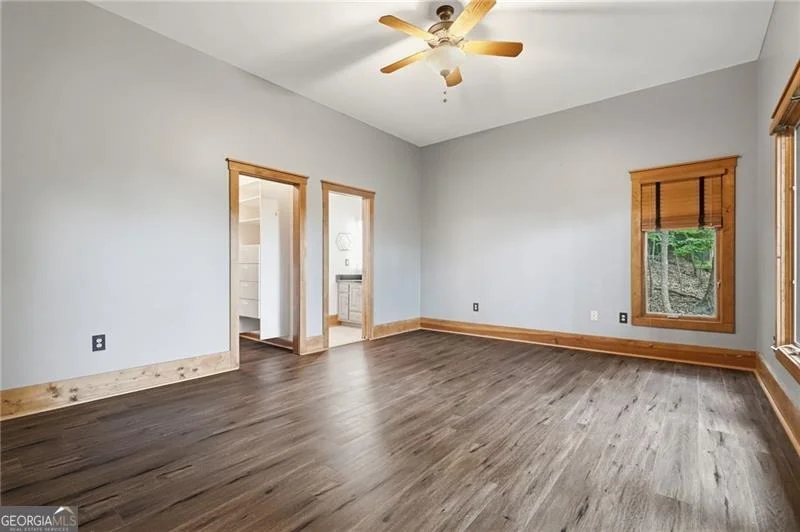 Photo of 861 Summit Drive