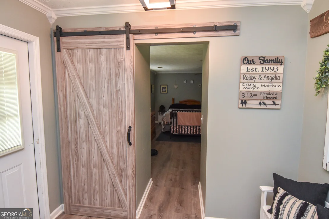 Photo of 1579 Van Buren Road