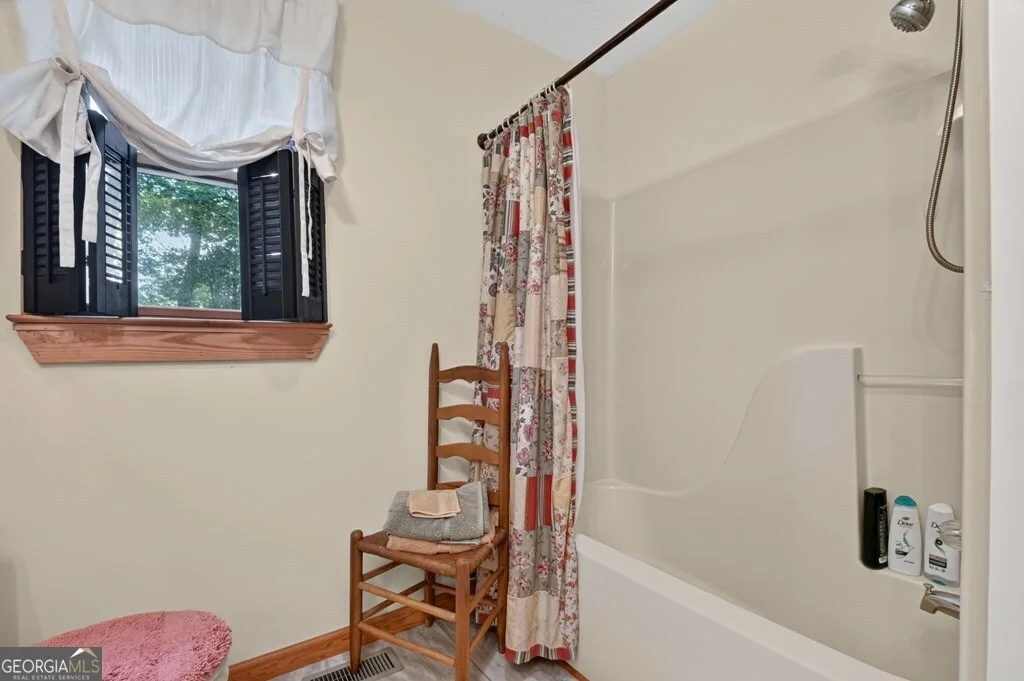 Photo of 388 Walnut Ridge