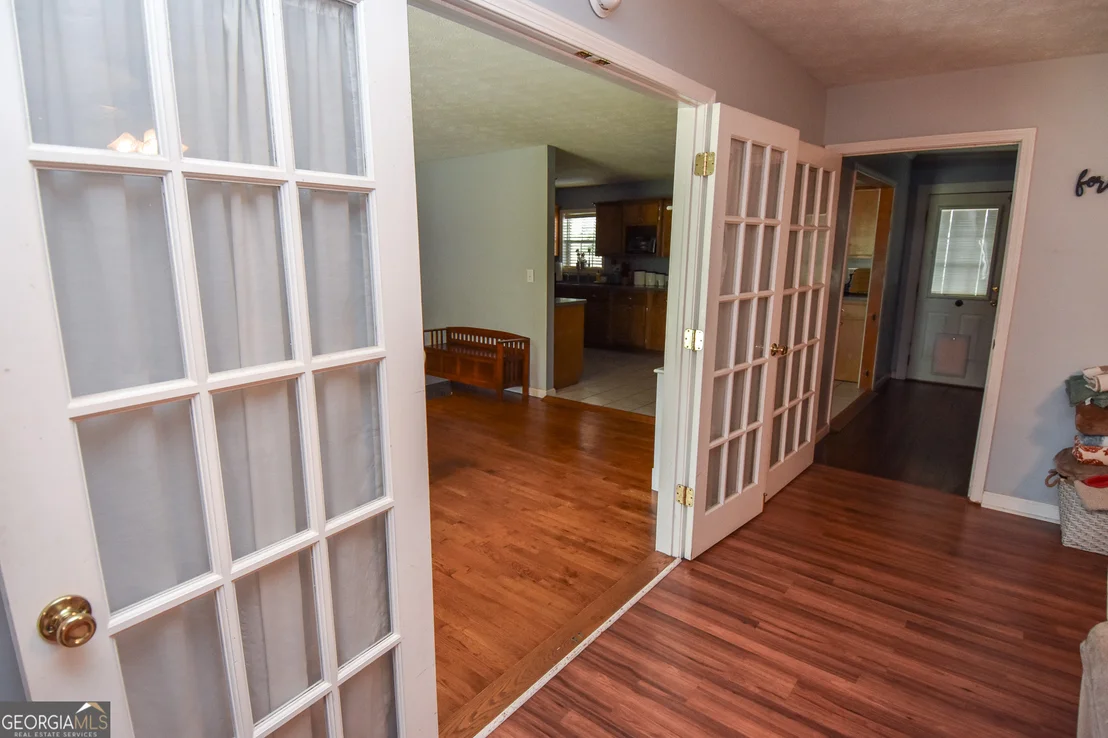 Photo of 1579 Van Buren Road
