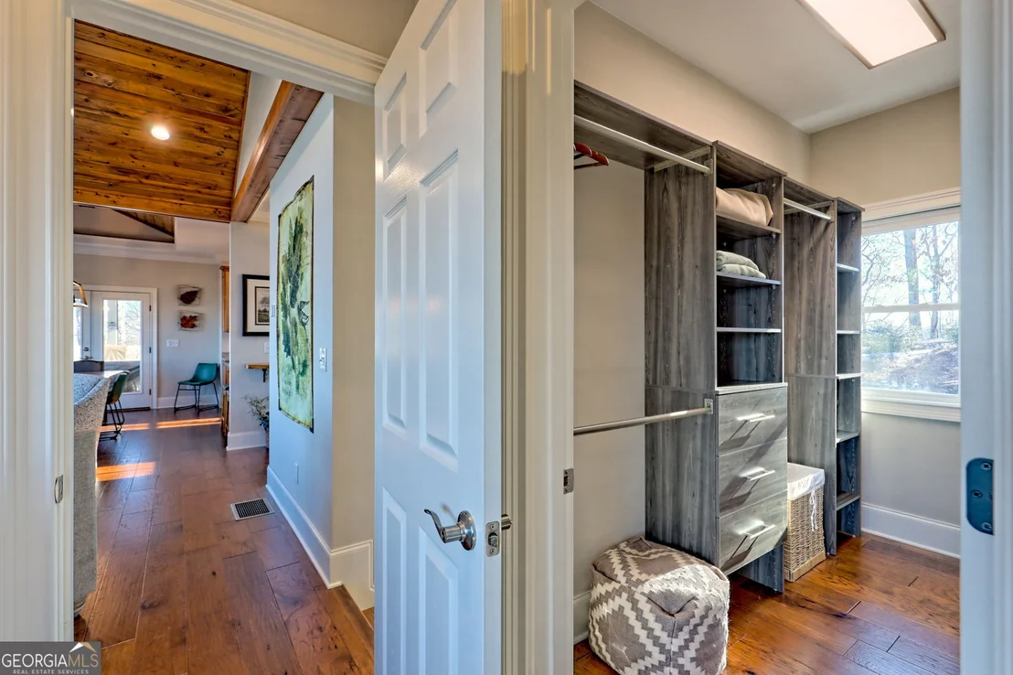 Photo of 916 Arbor Drive