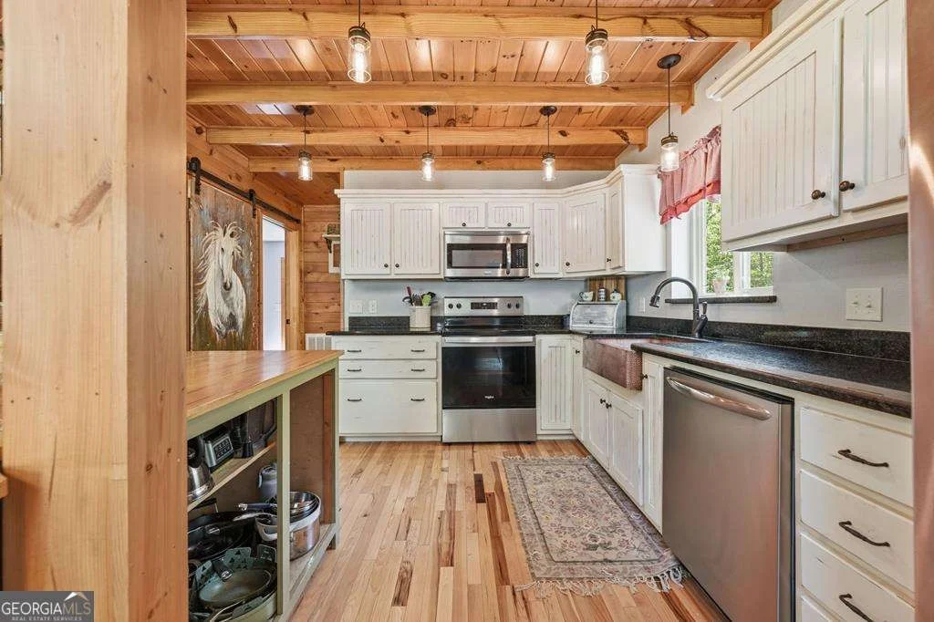 Photo of 106 Roaring Creek Lane