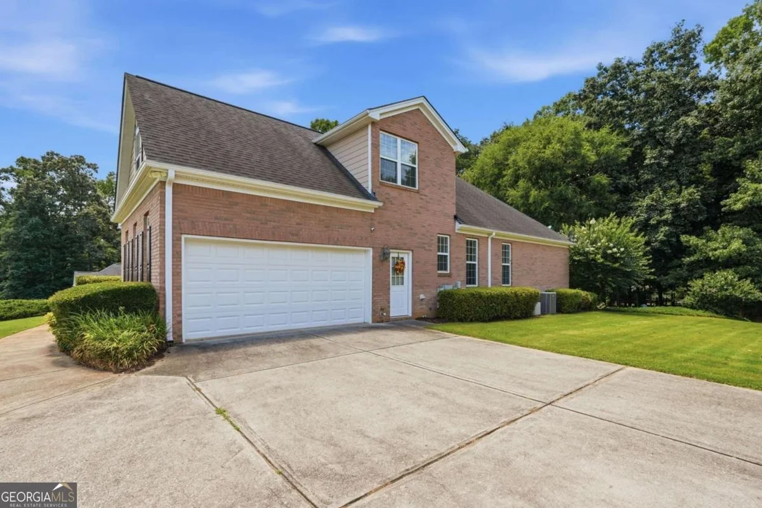 Photo of 139 Montvale Drive
